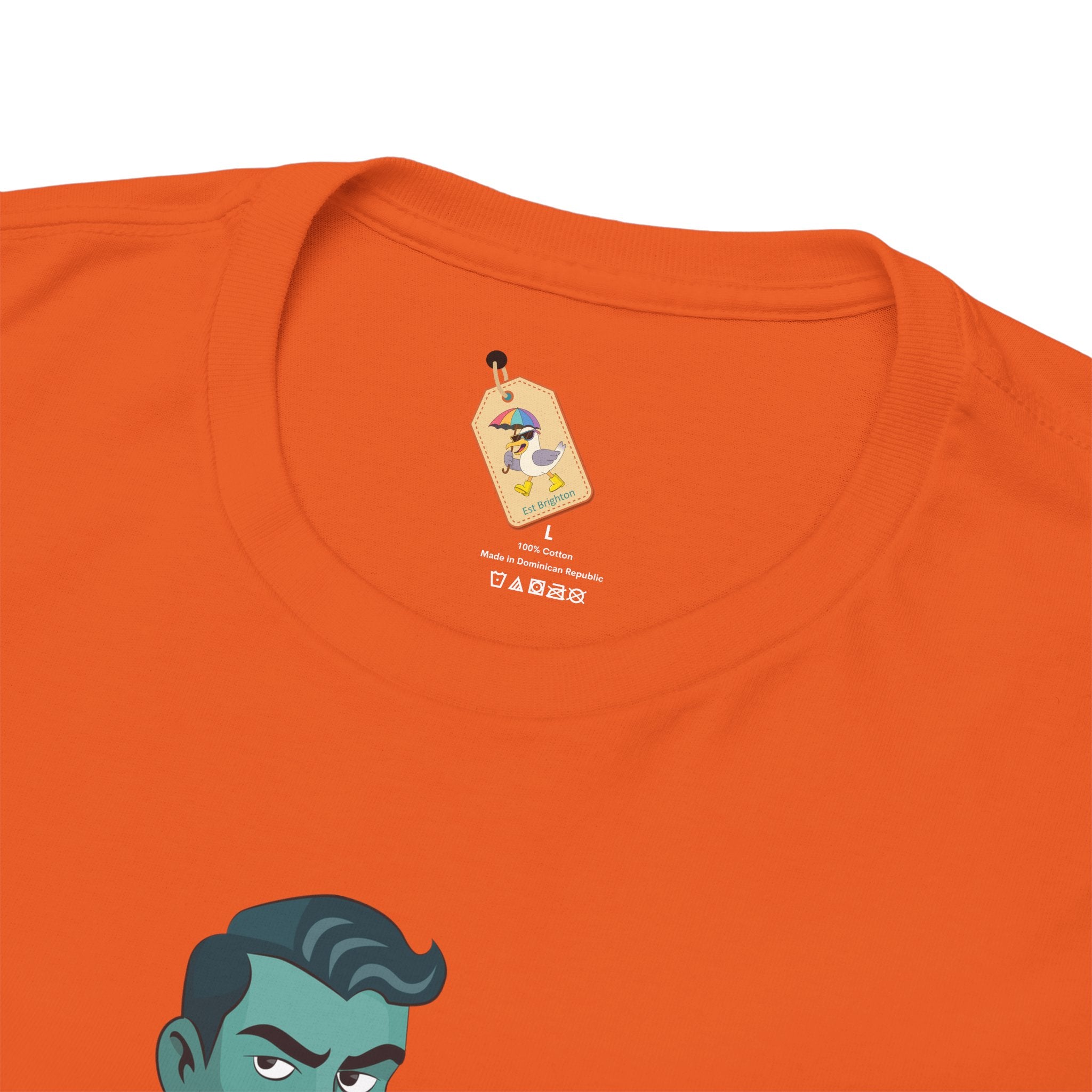 Hunk in chains - Unisex Heavy Cotton Shirt