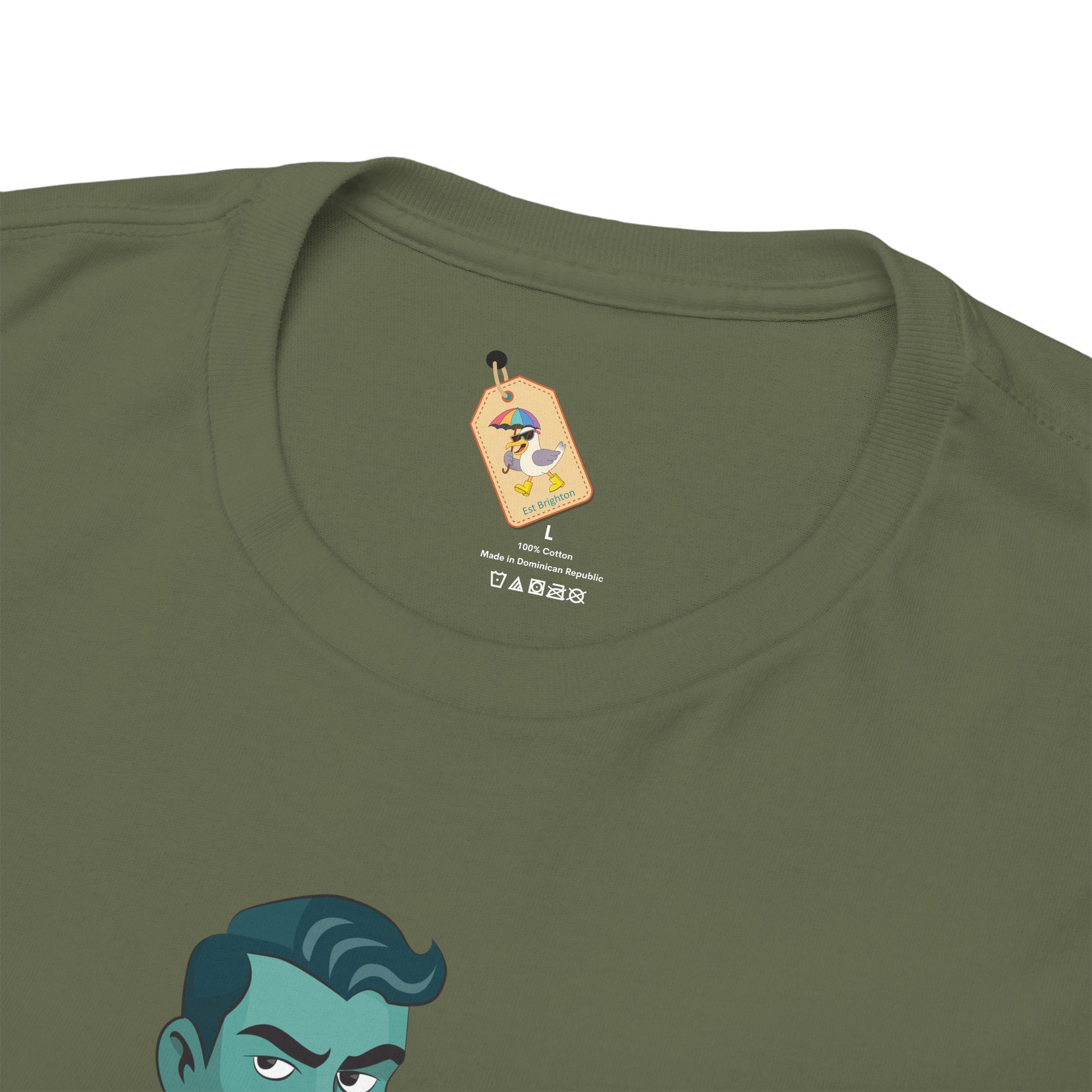 Hunk in chains - Unisex Heavy Cotton Shirt