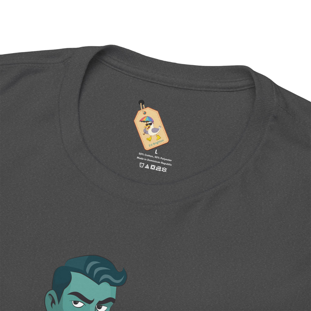 Hunk in chains - Unisex Heavy Cotton Shirt