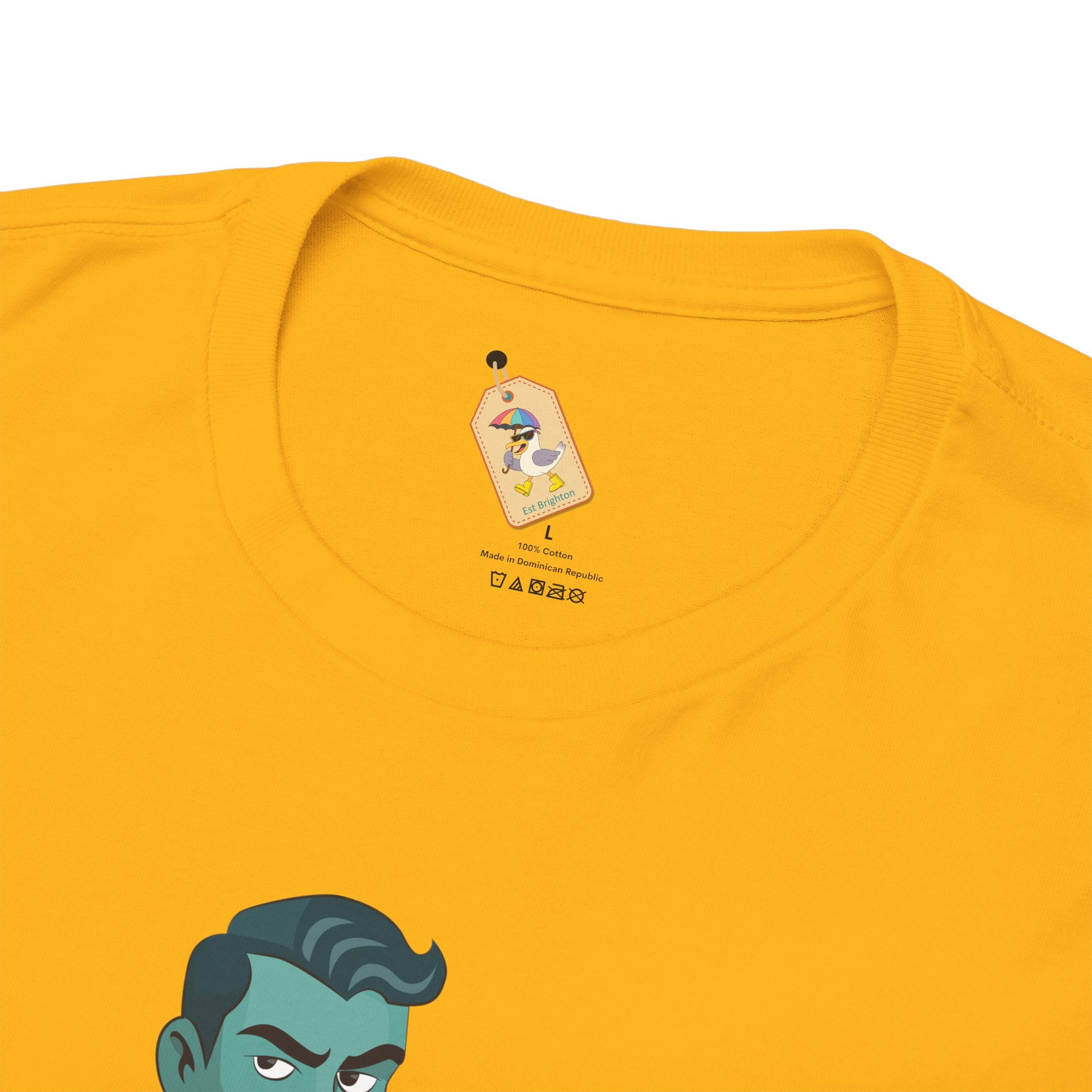 Hunk in chains - Unisex Heavy Cotton Shirt